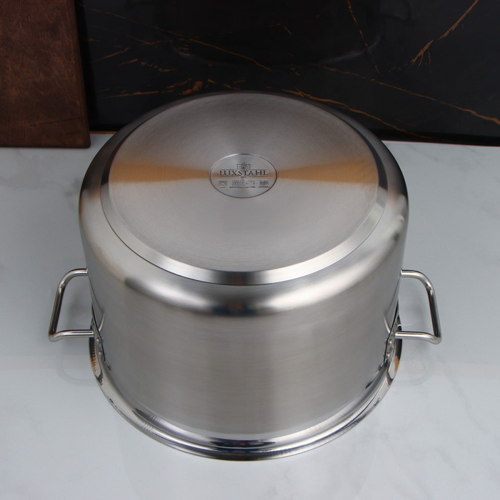 Кастрюля, 15 л, d=31.5 см, h=21 см, капсульное дно, индукция Кастрюля, 15 л, d=31.5 см, h=21 см, капсульное дно, индукция