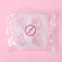 Молд Доляна «Лапки», силикон, 9,5×9×2,5 см, ячейка 4×4 см, цвет белый Молд Доляна «Лапки», силикон, 9,5×9×2,5 см, ячейка 4×4 см, цвет белый