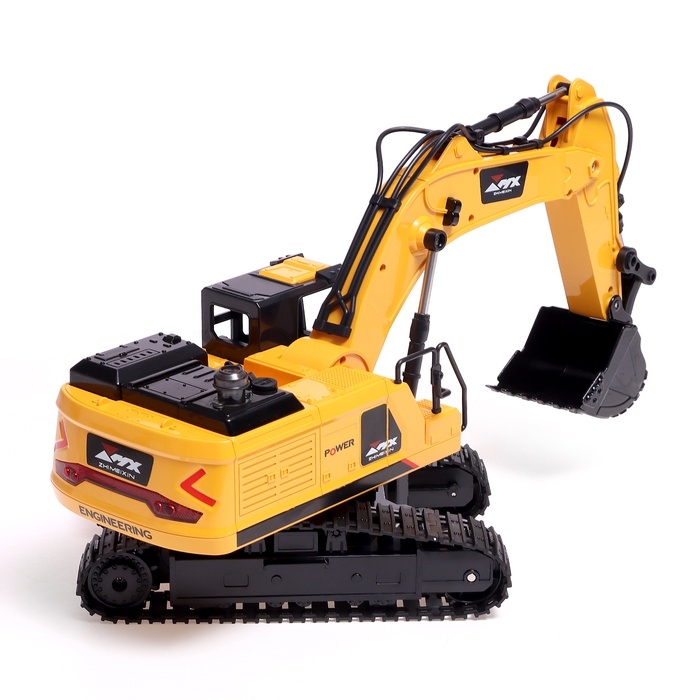 Машинка радиоуправляемая &laquo;Стройка&raquo;, экскаватор, металлический ковш, аккумулятор, световые, звуковые и дымовые эффекты