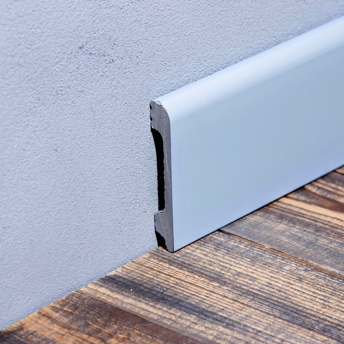 Плинтус напольный 8 UHD 05/80 13х80х2400 мм, сумеречно синий Плинтус напольный 8 UHD 05/80 13х80х2400 мм, сумеречно синий