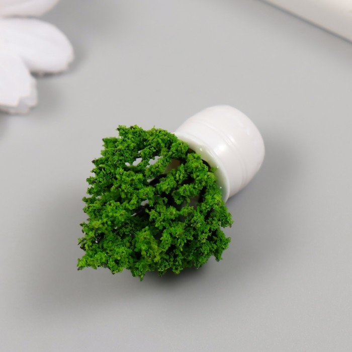 Искусственное растение для творчества пластик "Деревце в горшке" 3х3х5 см