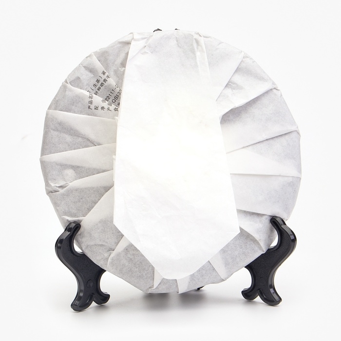 Китайский выдержанный зеленый чай "Шен Пуэр. Старое дерево", 357 г, 2012 г, Юньнань, блин