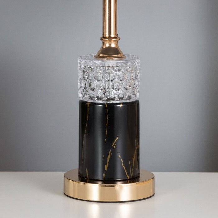 Лампа настольная Лампа настольная "Рамира" 1х40Вт Е27+подсветка, черный/золото 27х27х48см