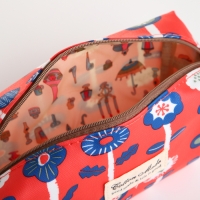 Косметичка на молнии, цвет красный Косметичка на молнии, цвет красный