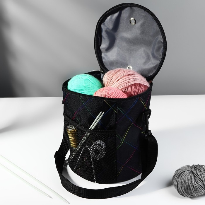 Сумка-футляр &laquo;Неон&raquo;, 2 люверса, d = 21 &times; 23 см, цвет чёрный/разноцветный