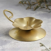 Подсвечник "Цветок Н" металл на одну свечу, 9х3,5 см, золотой Подсвечник "Цветок Н" металл на одну свечу, 9х3,5 см, золотой