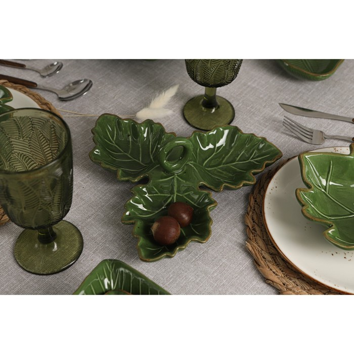 Менажница 3 ячейки Доляна &laquo;Лист&raquo;, 22,1&times;7,6 см, цвет зелёный