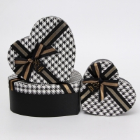 Набор коробок 3 в 1 Сердца 22*20*9/19*17*7,5/16*13,5*6 см