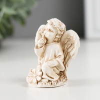Сувенир полистоун "Ангелочек сидит на цветах" МИКС 3х4х4,5 см