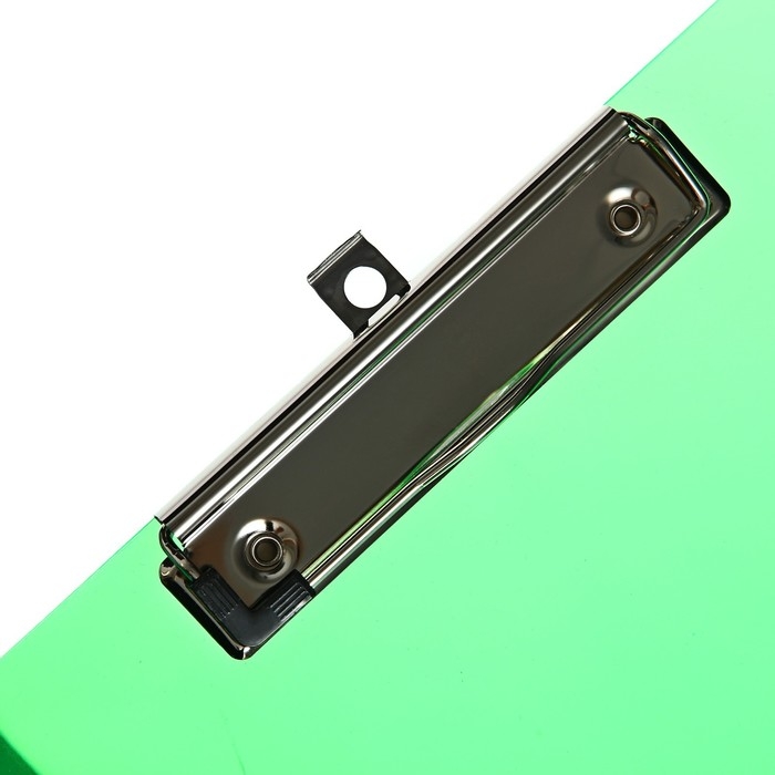 Планшет с прижимом формат А4 пластик, тонированный, с линейкой, МИКС Планшет с прижимом формат А4 пластик, тонированный, с линейкой, МИКС