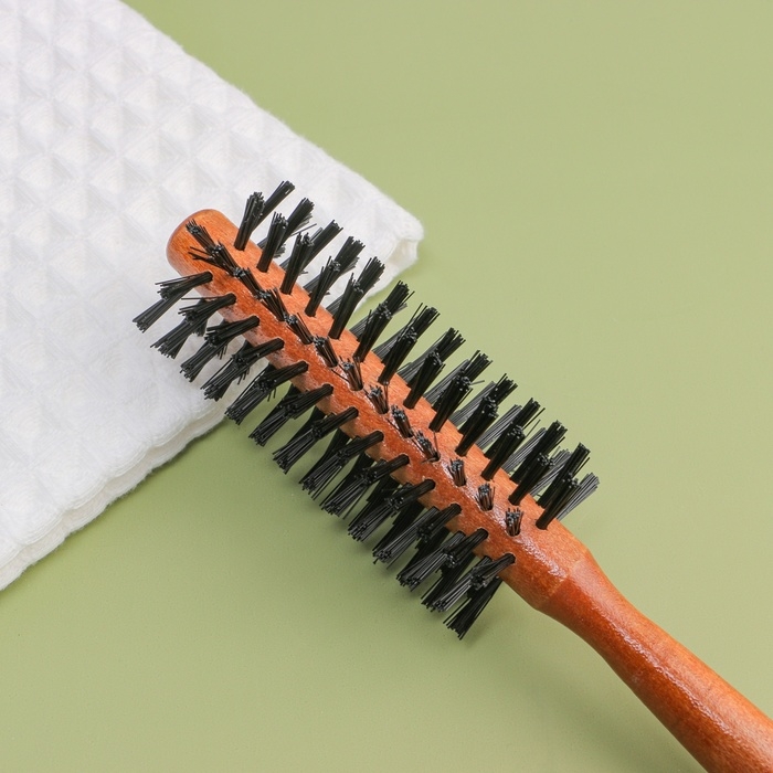 Брашинг «Натурель», d = 1,5/4,5 × 22 см, искусственная щетина, цвет «тёмное дерево» Брашинг «Натурель», d = 1,5/4,5 × 22 см, искусственная щетина, цвет «тёмное дерево»