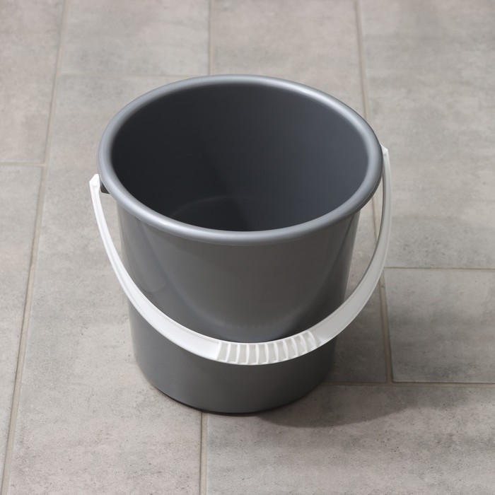 Ведро «Эконом», 5 л, цвет МИКС Ведро «Эконом», 5 л, цвет МИКС