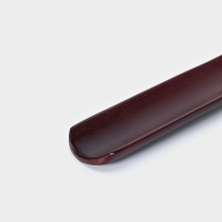 Ложка для обуви деревянная, с петелькой, 30&times;4 см, цвет коричневый