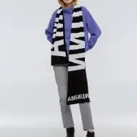 Шарф &laquo;Амбиции&raquo;