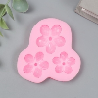 Молд силикон "Цветочки-кристаллы" 3 предмета 1х7,5х6,5 см Молд силикон "Цветочки-кристаллы" 3 предмета 1х7,5х6,5 см