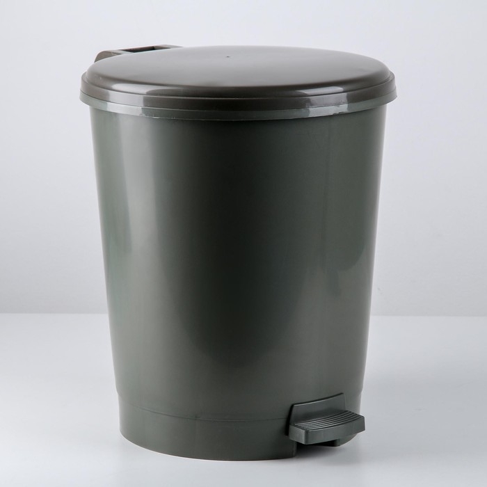 Ведро с педалью &laquo;Эконом&raquo;, 12 л, цвет МИКС