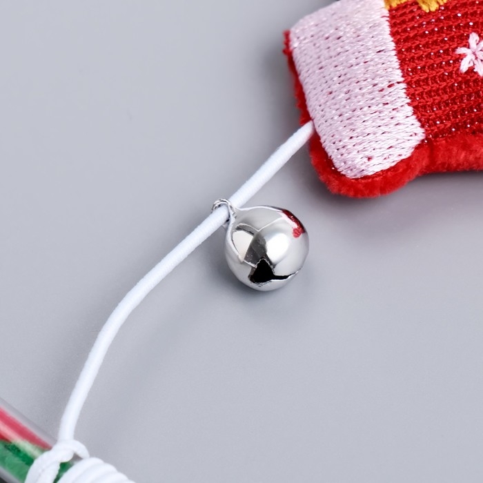 Новый год. Дразнилка-удочка для кошек с бубенчиком Новый год. Дразнилка-удочка для кошек с бубенчиком "Ботинок", 40 см