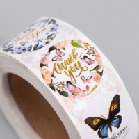 Наклейка бумага "Бабочки. Спасибо" d=2,5 см 500 шт в рулоне Наклейка бумага "Бабочки. Спасибо" d=2,5 см 500 шт в рулоне