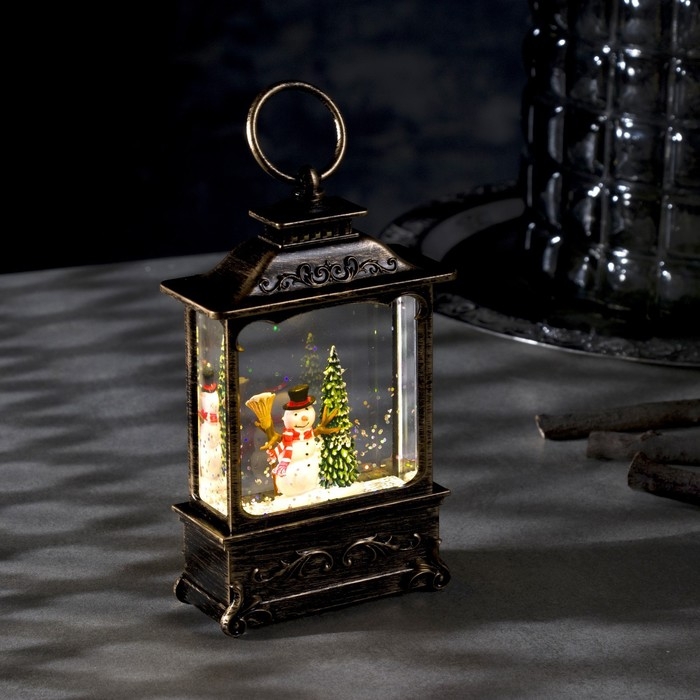 Светодиодная фигура «Фонарь со снеговиком» 7.6 × 13.5 × 3.2 см, пластик, блёстки, батарейки AG13х3 (в комплекте), свечение тёплое белое Светодиодная фигура «Фонарь со снеговиком» 7.6 × 13.5 × 3.2 см, пластик, блёстки, батарейки AG13х3 (в комплекте), свечение тёплое белое