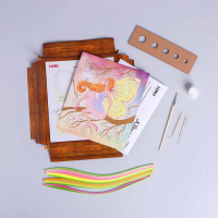 Квиллинг-панно «Цветочная фея» Квиллинг-панно «Цветочная фея»