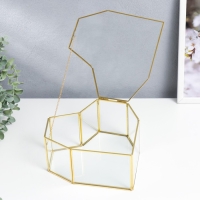 Шкатулка стекло с металлическим каркасом "Сердце с гранями" золото 9,5х21х21 см Шкатулка стекло с металлическим каркасом "Сердце с гранями" золото 9,5х21х21 см