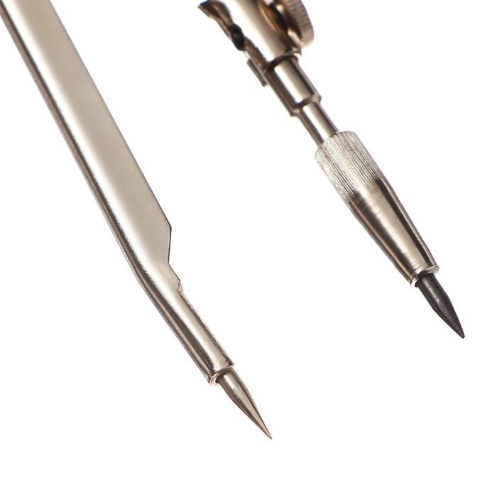 Готовальня GLOBUS Junior, 3 предмета, в футляре Готовальня GLOBUS Junior, 3 предмета, в футляре