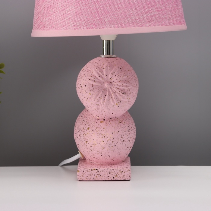 Лампа настольная "Ника" 1х40Вт Е14 розовый 20х20х34см