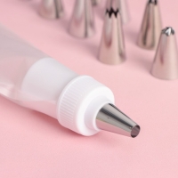 Набор кондитерский Доляна &laquo;Помощник&raquo;, 13 предметов: 12 насадок d=1,8 см, мешок 23 см, насадки МИКС