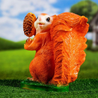 Садовая фигура "Белка с шишкой" 13&times;18&times;28см