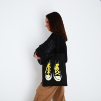 Шопер «Кеды», 35 х 0,5 х 40 см, с лентой, чёрный Шопер «Кеды», 35 х 0,5 х 40 см, с лентой, чёрный