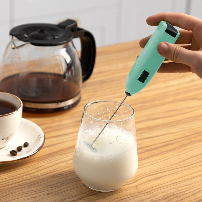 Капучинатор погружной Luazon LMR-07, от 2АА не в компл., цвет зелёный Капучинатор погружной Luazon LMR-07, от 2АА не в компл., цвет зелёный