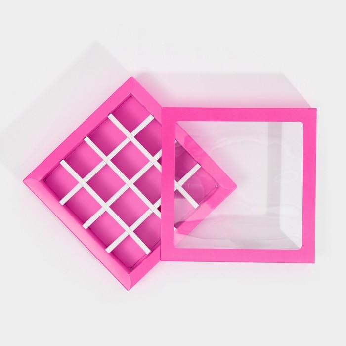 Коробка для конфет, кондитерская упаковка, 16 ячеек, &laquo;Фуксия&raquo; 17.7 х 17.7 х 3.8 см