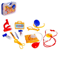 Набор доктора &laquo;Измеряем давление&raquo; в чемоданчике