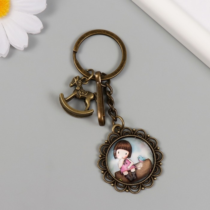 Брелок металл, стекло с карабином Брелок металл, стекло с карабином "Лошадка-качалка и малышка в медальоне" бронза 9,5 см