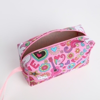 Косметичка на молнии, цвет розовый/разноцветный Косметичка на молнии, цвет розовый/разноцветный
