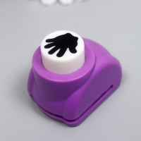 Дырокол фигурный "Детская ладошка" d=1,5 см МИКС 3х4х3,5 см