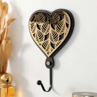Крючок декоративный дерево "Сердце с листьями" чёрный, зеркальный 4,3х12,4х19 см Крючок декоративный дерево "Сердце с листьями" чёрный, зеркальный 4,3х12,4х19 см
