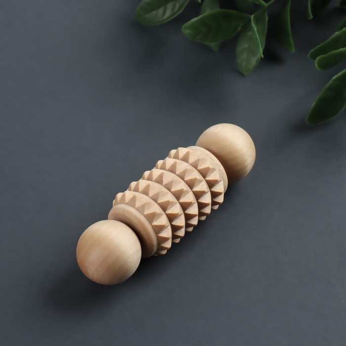 Массажёр для рук и ступней «Дорожный», d = 3 × 9 см, деревянный, зубчатый Массажёр для рук и ступней «Дорожный», d = 3 × 9 см, деревянный, зубчатый