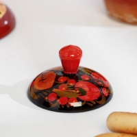Солонка «Ягодка», с крышкой, 6×7 см, хохлома Солонка «Ягодка», с крышкой, 6×7 см, хохлома