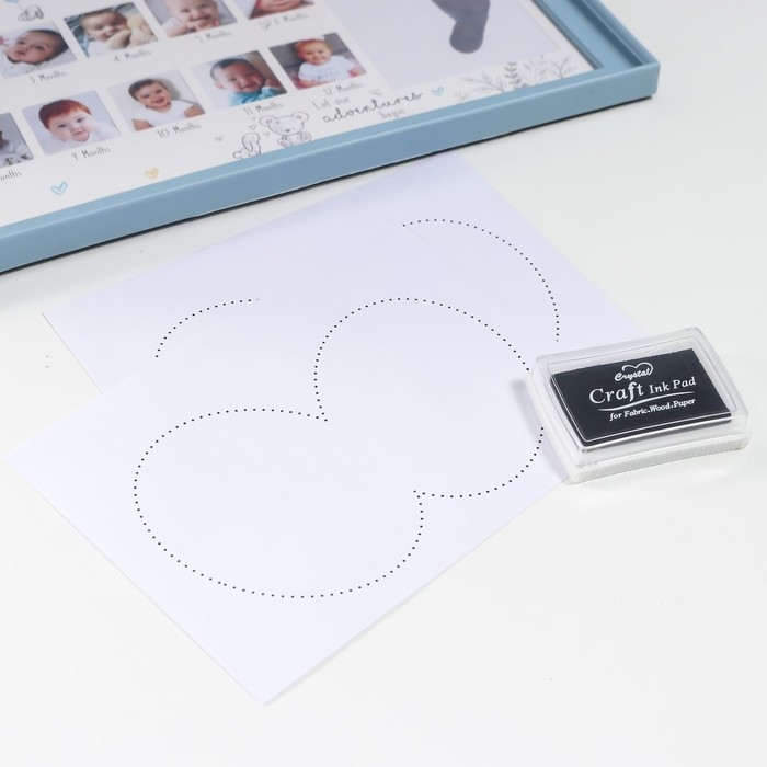 Фоторамка пластик на 13 фото 4х4, 9х13 см Фоторамка пластик на 13 фото 4х4, 9х13 см "Мой первый год" голубая 20,7х38 см