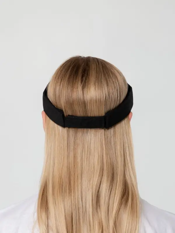 Козырек Active, черный с белым кантом Козырек Active, черный с белым кантом