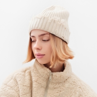 Шапка женская MINAKU, цвет молочный, р-р 56-58 Шапка женская MINAKU, цвет молочный, р-р 56-58