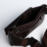 Сумка поясная на молнии, 2 наружных кармана, цвет коричневый Сумка поясная на молнии, 2 наружных кармана, цвет коричневый