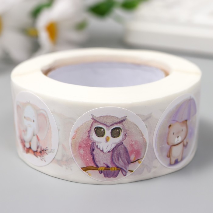 Наклейка бумага "Акварель. Зверята" d=2,5 см 500 шт в рулоне 3х6,5х6,5 см