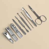 Набор маникюрный &laquo;Малина&raquo;, 9 предметов, в футляре, цвет коралловый