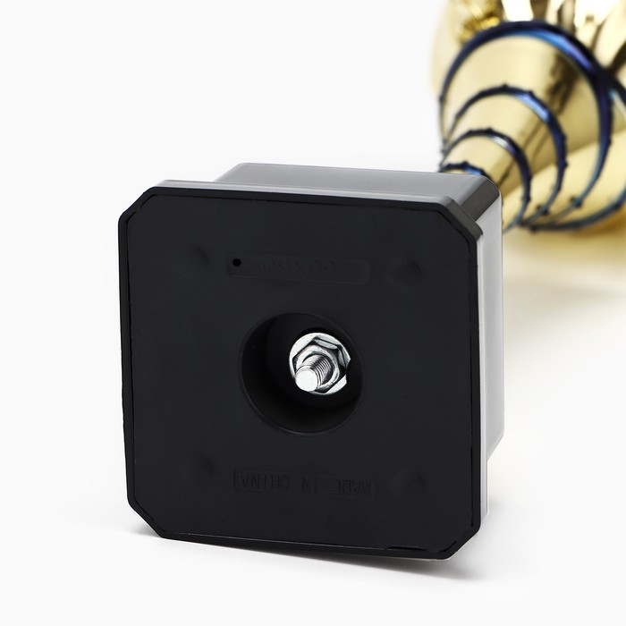 Кубок 139C, наградная фигура, золото, подставка пластик, 29,5 × 13 × 7,5 см. Кубок 139C, наградная фигура, золото, подставка пластик, 29,5 × 13 × 7,5 см.