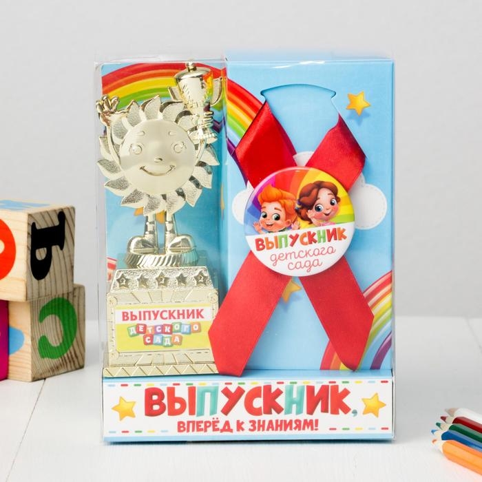 Кубок и орден на Выпускной «Выпускник детского сада», подарочный набор Кубок и орден на Выпускной «Выпускник детского сада», подарочный набор