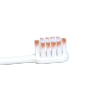 Зубная щетка для взрослых с широкой головкой и мягкой щетиной, прозрачная, серая Зубная щетка для взрослых с широкой головкой и мягкой щетиной, прозрачная, серая