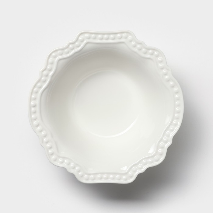 Салатник фарфоровый Magistro «Сюита», 350 мл, d=15,5 см, цвет белый Салатник фарфоровый Magistro «Сюита», 350 мл, d=15,5 см, цвет белый