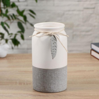 Ваза керамика настольная "Домашняя" бантик с листочком, 9х10х20 см, микс Ваза керамика настольная "Домашняя" бантик с листочком, 9х10х20 см, микс